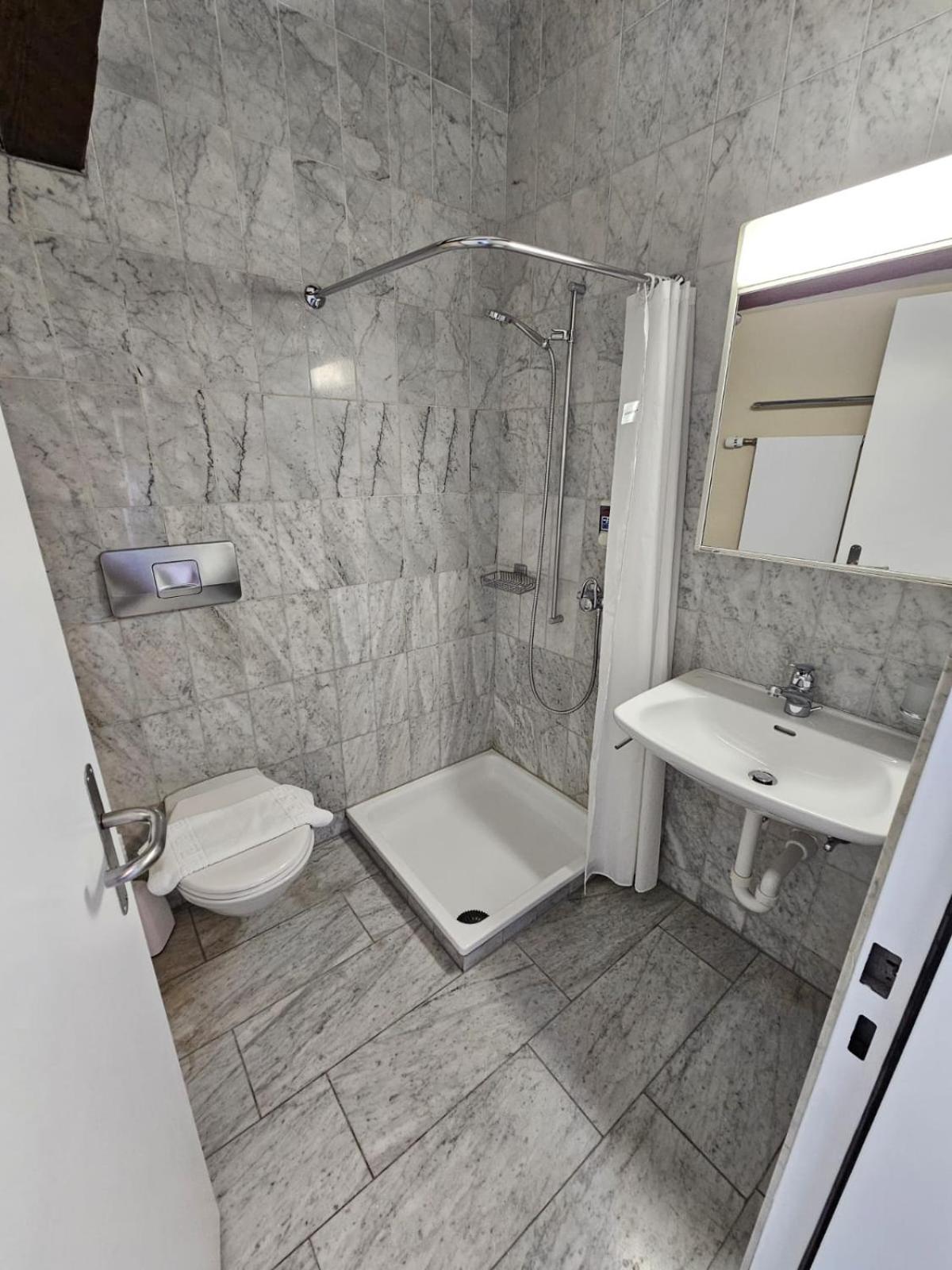 Hotel Surselva Кур Екстериор снимка